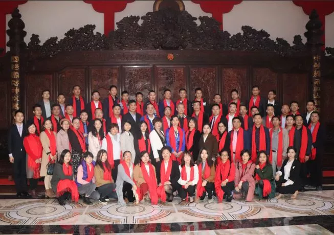 回顾过去，展望未来