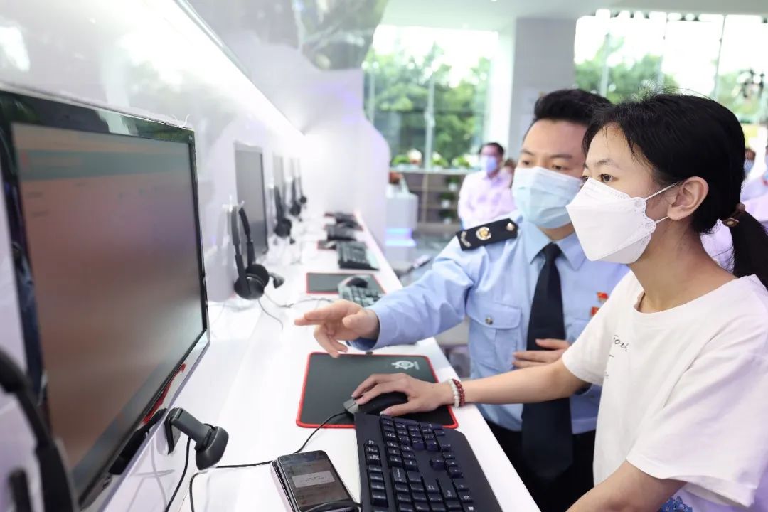 协会动态 | 协会受邀参加宝安区税务局涉税中介服务专厅启用仪式