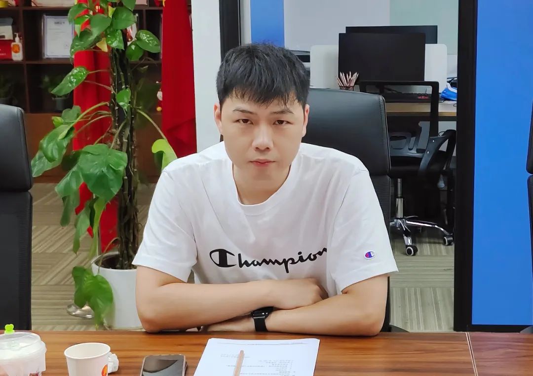 协会动态 | 协会开展庆“八一”退役军人座谈茶话会