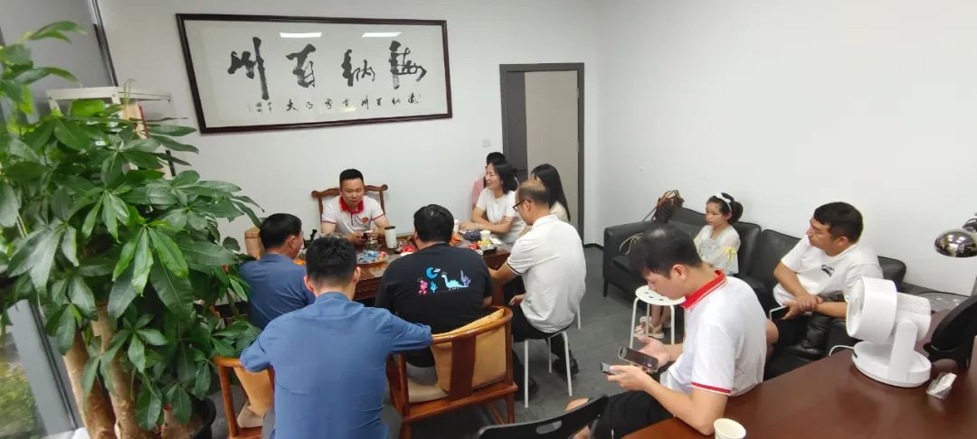 协会活动 | 龙华联络处8月活动——挖掘会员需求，做好深度服务