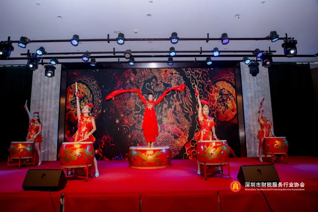 【翼展鹏程 · 携手同行】深圳市财税服务行业协会第二届第三次会员代表大会暨年会盛典圆满结束
