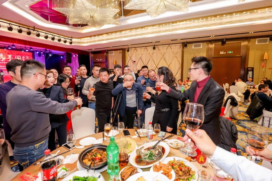 【翼展鹏程 · 携手同行】深圳市财税服务行业协会第二届第三次会员代表大会暨年会盛典圆满结束