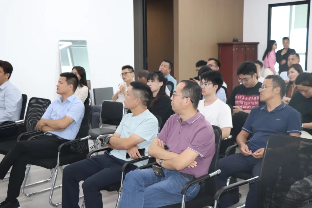 协会活动 | 深圳市财税服务行业协会举办走访培训赋能活动