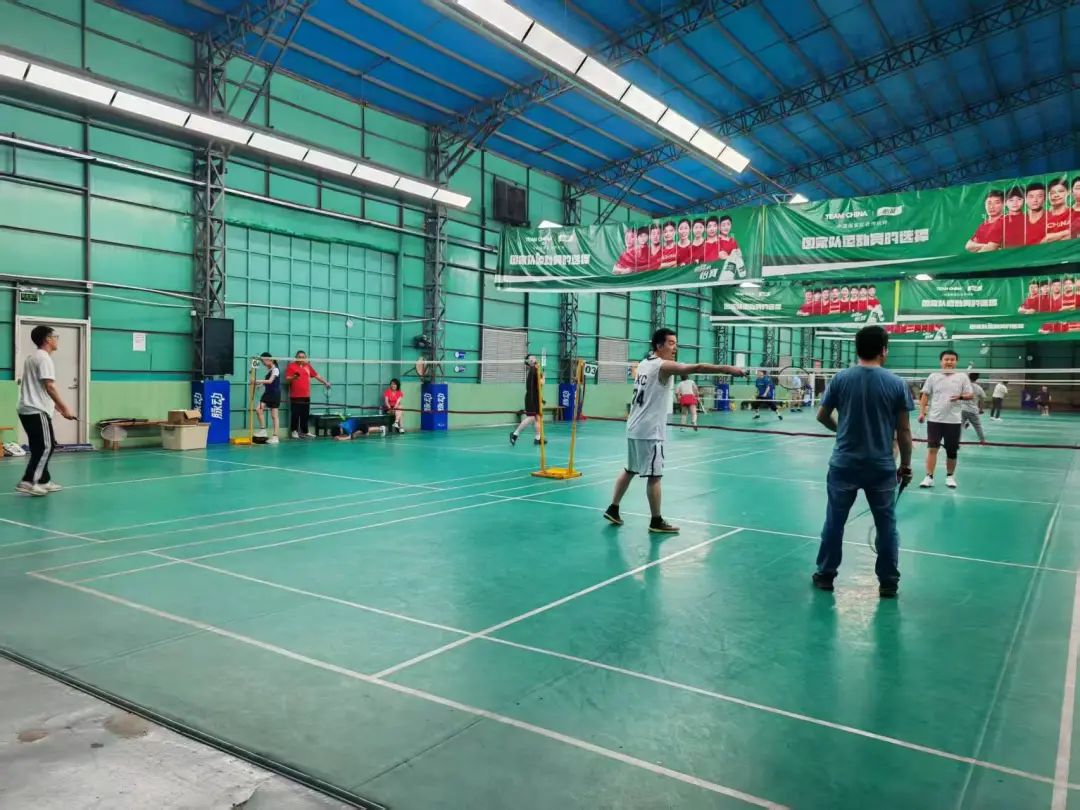 协会活动 | 【挥拍向春·活力绽放】财税人的春日羽球之约等你来战！