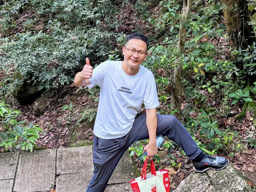 协会活动 | “春峦拾趣・步履生晖”凤凰山徒步活动——锻炼体魄、快乐行走、健康生活