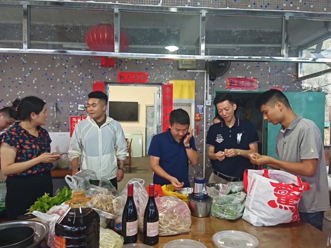 协会动态 | “财税人的盛夏轰趴”：龙岗联络会美食拓展齐上阵，共谱清凉资源协奏曲