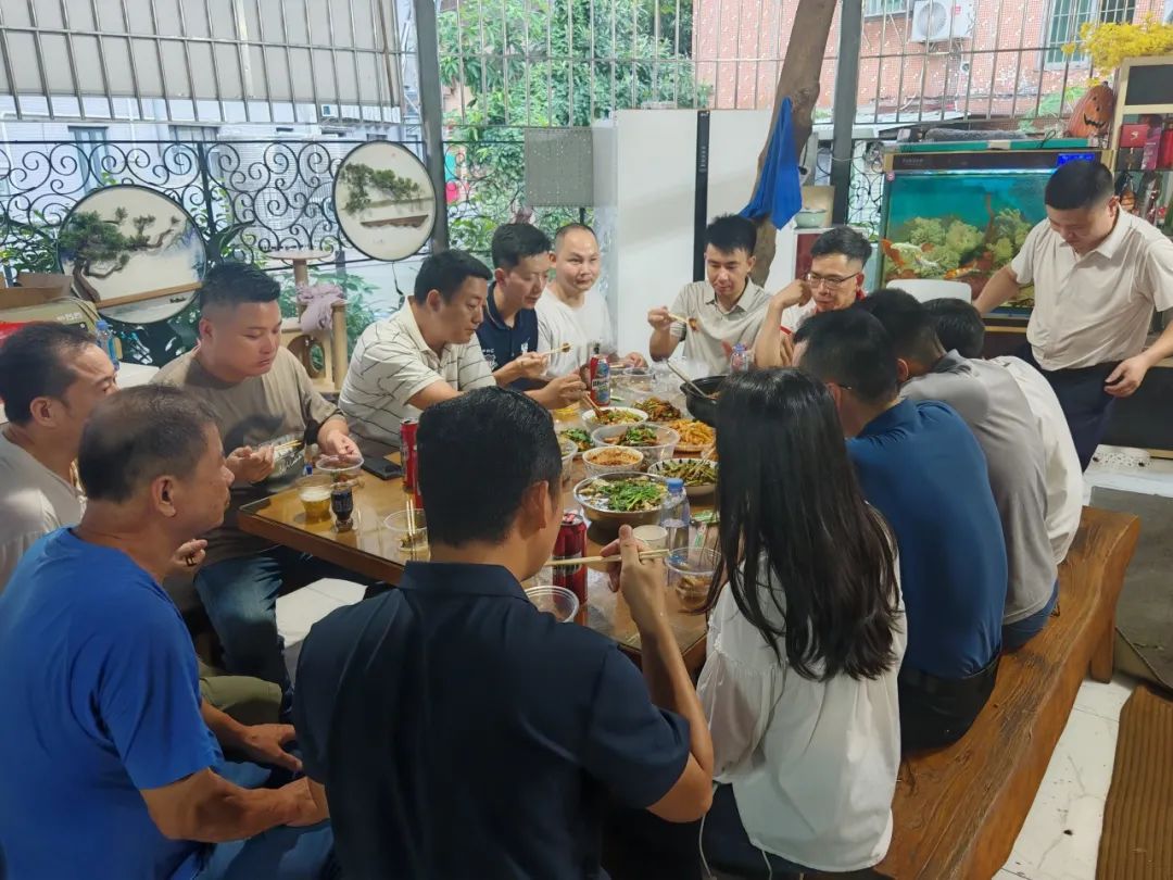 协会动态 | “财税人的盛夏轰趴”：龙岗联络会美食拓展齐上阵，共谱清凉资源协奏曲