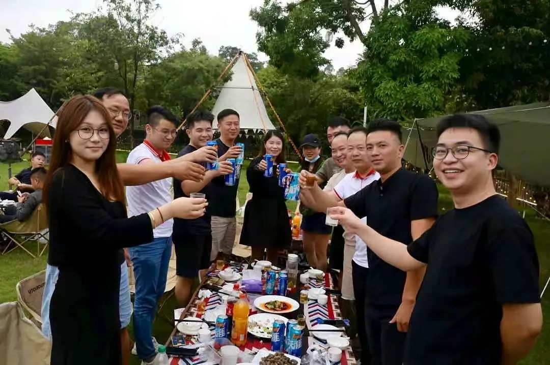 协会活动 | 盛夏狂欢，情谊升温！深圳市财税服务行业协会龙华联络会夏日烧烤派对圆满落幕！