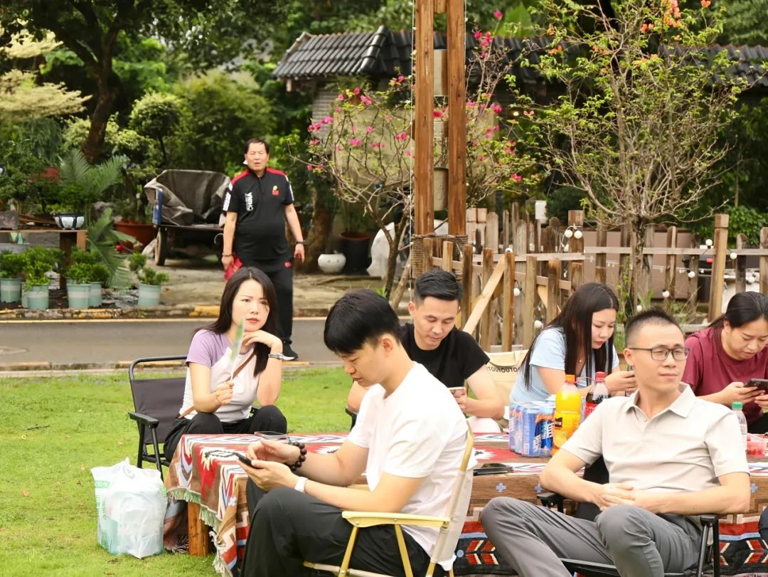 协会活动 | 盛夏狂欢，情谊升温！深圳市财税服务行业协会龙华联络会夏日烧烤派对圆满落幕！