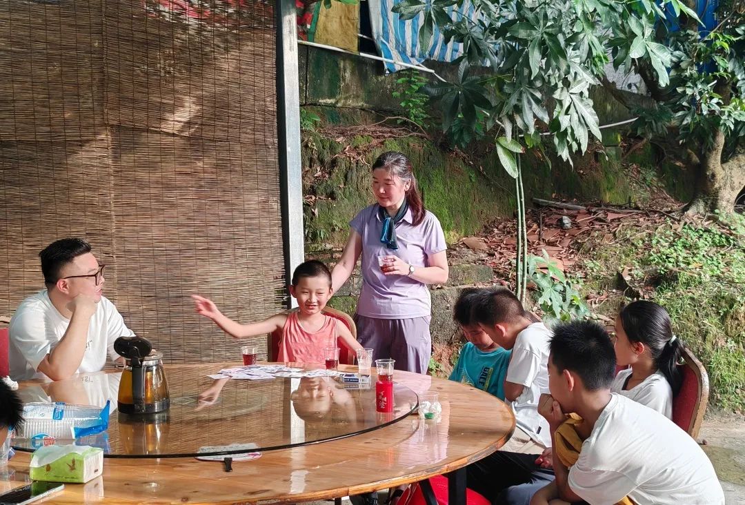 协会活动 | 湖光叠翠绘心迹，步履同行聚真情——记协会西丽湖绿道徒步之旅