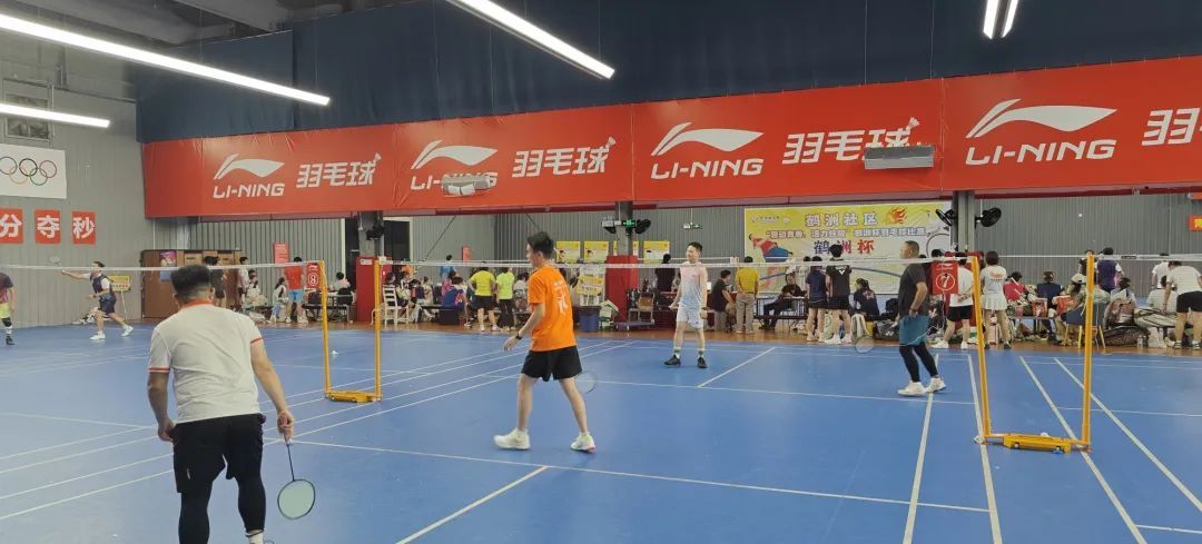 协会活动|深圳市财税服务行业协会宝安联络会羽毛球活动圆满落幕！