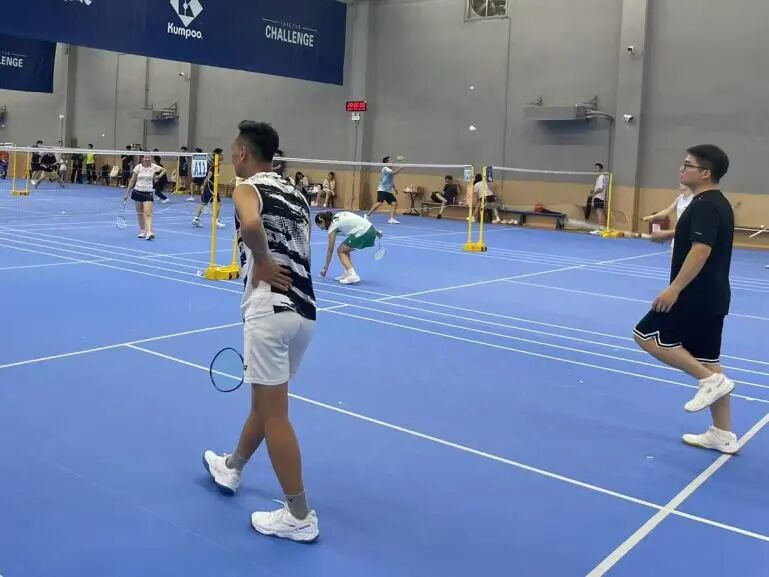 协会活动 | 羽你相约，挥洒激情！深圳市财税服务行业协会“科创达杯”羽毛球预热赛—龙岗站热情开赛！