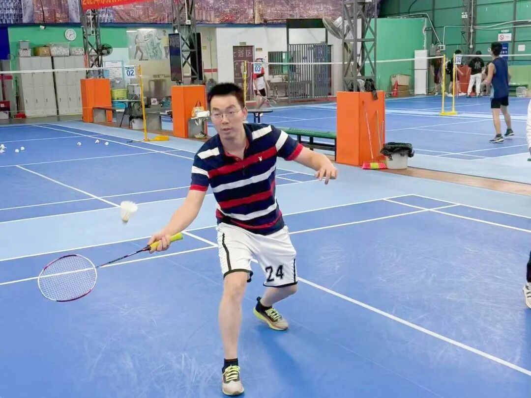 协会动态|羽动龙华，情聚财税，龙华联络会羽毛球活动