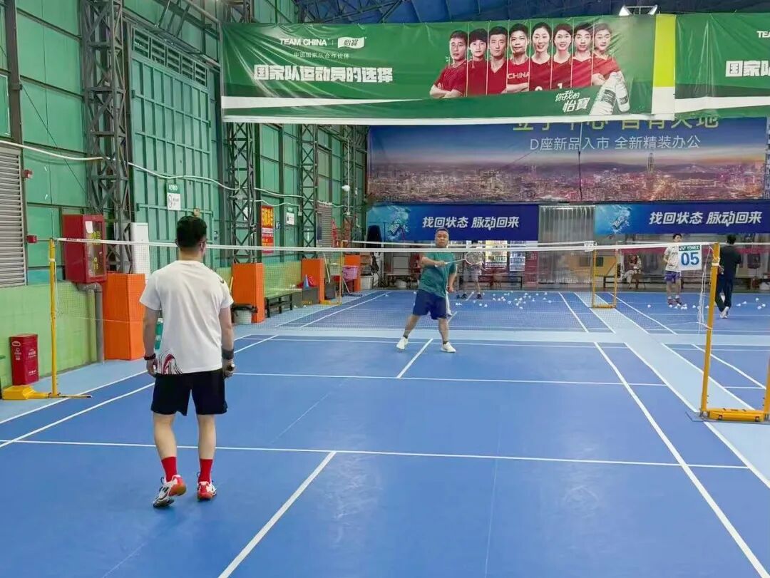 协会动态|羽动龙华，情聚财税，龙华联络会羽毛球活动