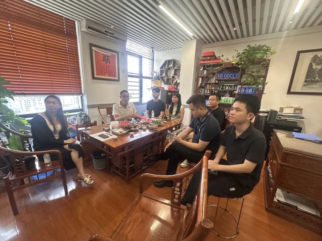 协会动态|实地走访拓资源，携手同行共发展——龙华联络会企业参访交流活动