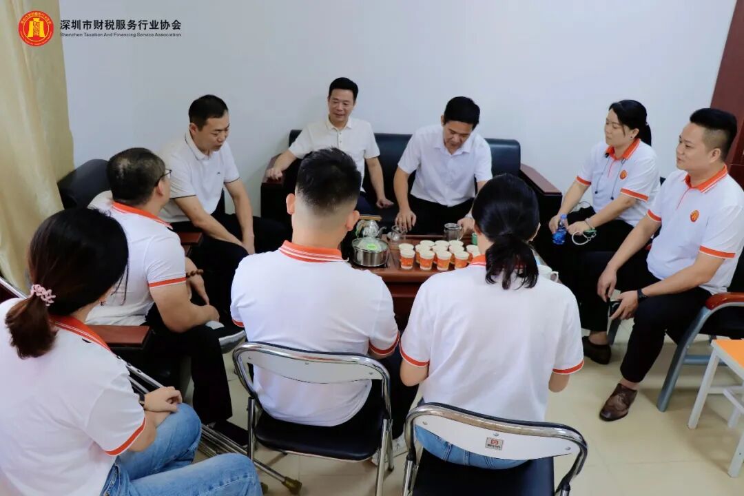 协会动态丨深圳市财税服务行业协会爱心图书捐赠活动